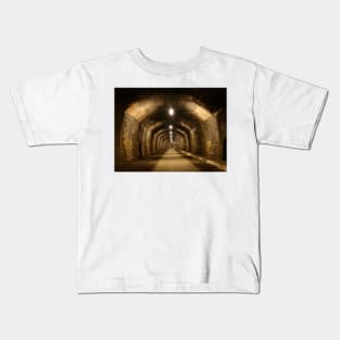 Cressbrook Tunnel, Derbyshire Kids T-Shirt